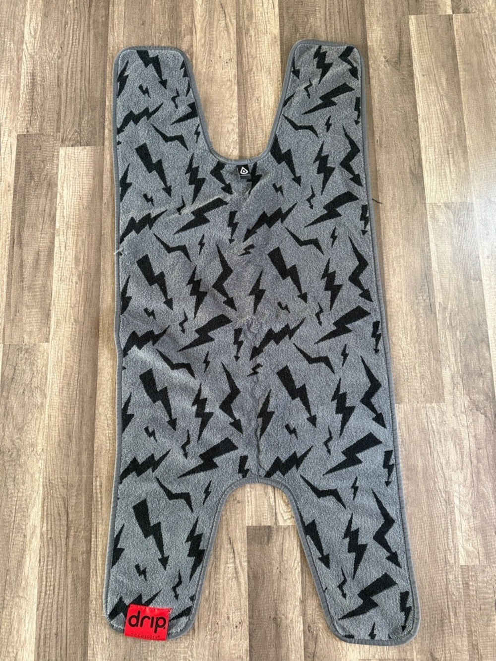 Drip Accessory Mat Gray Lightning Bolt Big Sweat Cycling Floor Protector Mat